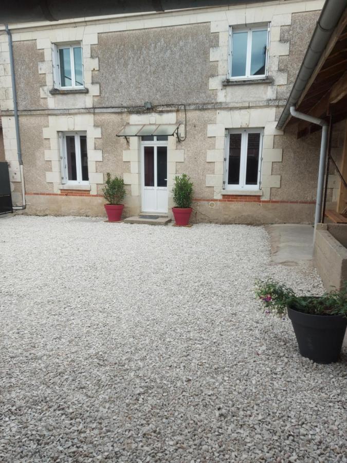 Maison De Bourg Paisible Parcay-sur-Vienne Buitenkant foto